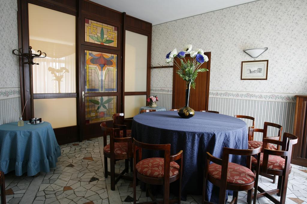 Miralago Albano Laziale Bagian luar foto